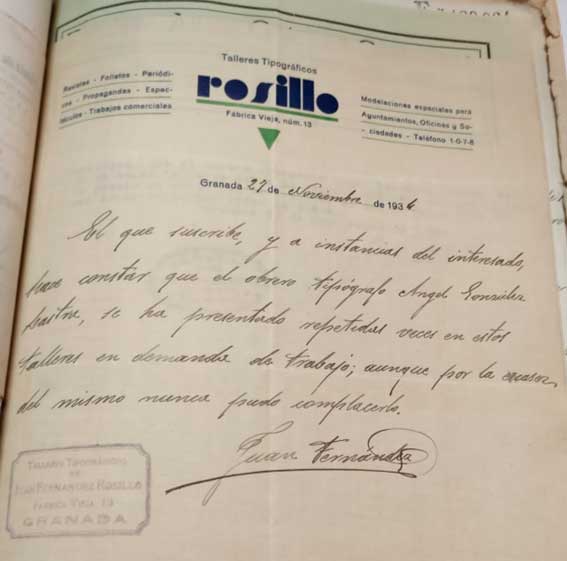 Documento en el que Juan Fernández Rosillo atestigua que Ángel González Lastra ha buscado trabajo en su imprenta.